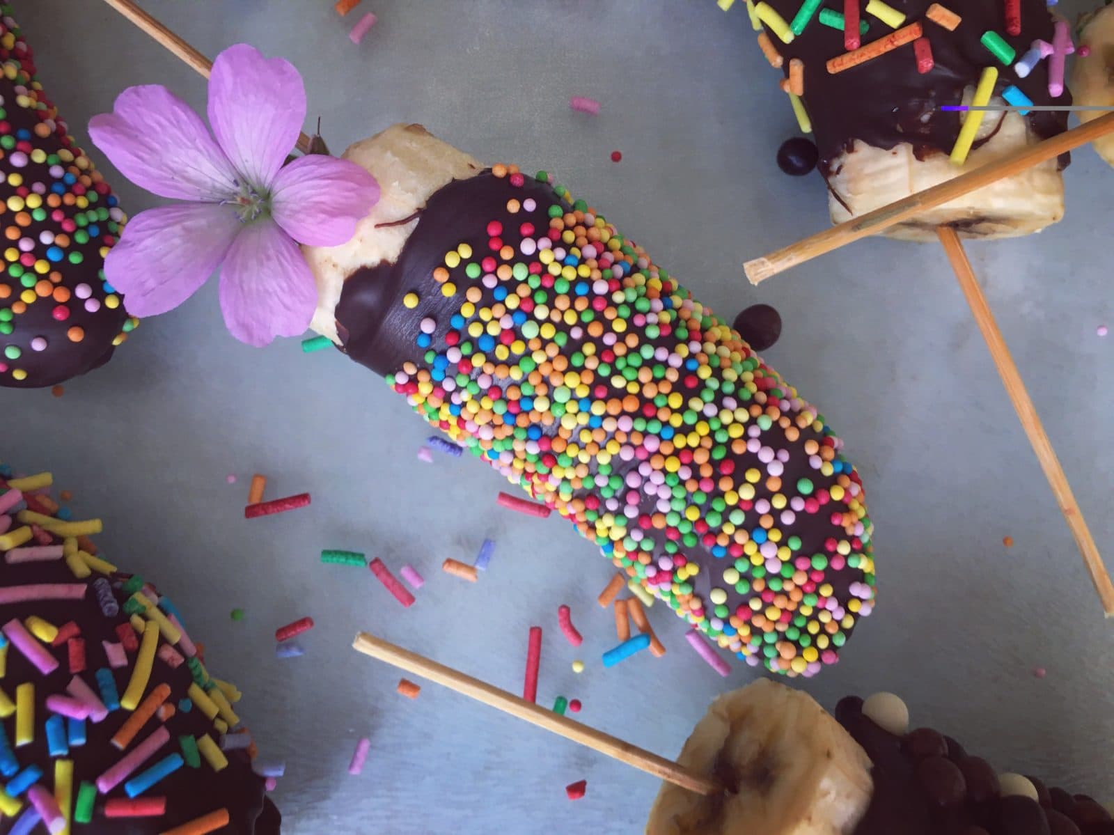 banana popsicles