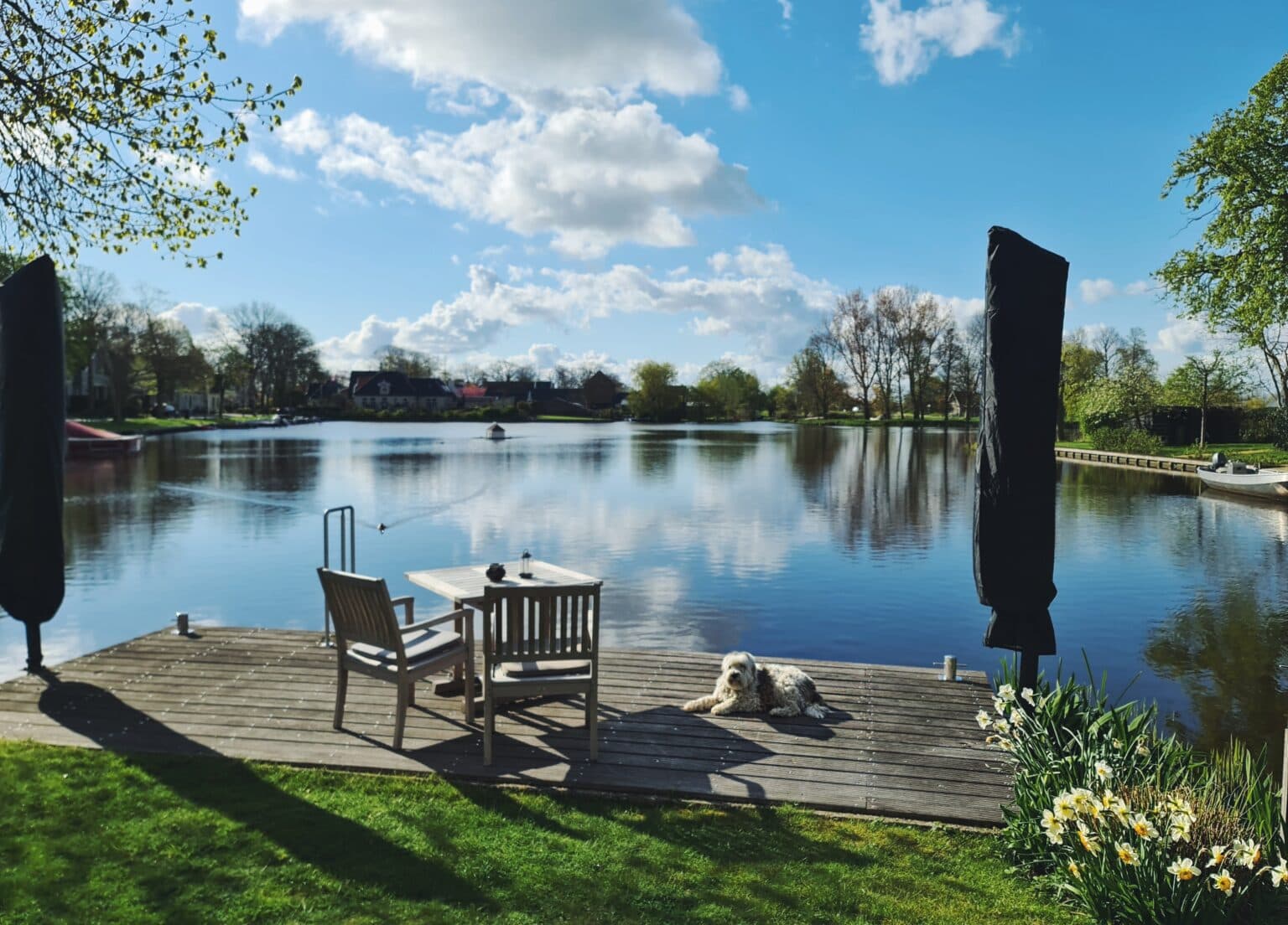 Inn on the lake